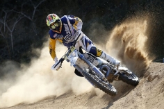 274-mathiasbellino_Husqvarna_Enduro_Team_2015_2391_8d80e440fb