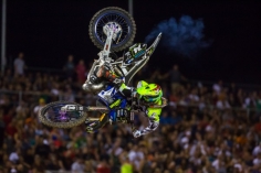 295-WBiggestWhip44-600x400