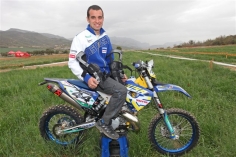 366-Alfredo-Gomez-Rodilleras-Donjoy-LeonEnduro.com_